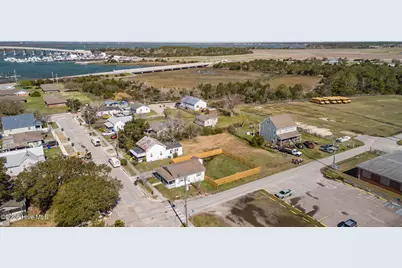513 Mulberry Street, Beaufort, NC 28516 - Photo 8