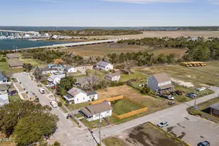 513 Mulberry St, Beaufort, NC 28516 - Photo 8