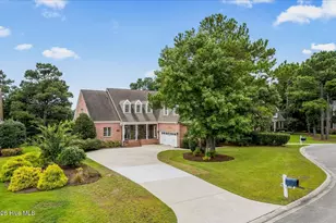 203 Hatteras Ct, Hampstead, NC 28443 - Photo 4