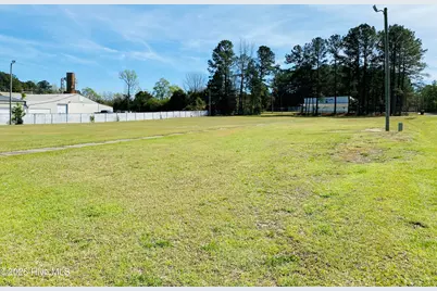 904 Jefferson Street, Whiteville, NC 28472 - Photo 22