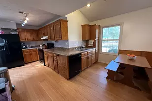 12221 Evergreen Ln, Laurinburg, NC 28352 - Photo 14