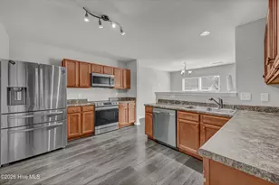 246 Fort Charles Dr NW, Supply, NC 28462 - Photo 10