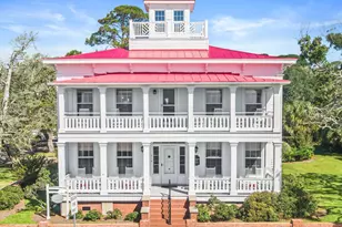 216 W Bay St, Southport, NC 28461 - Photo 2