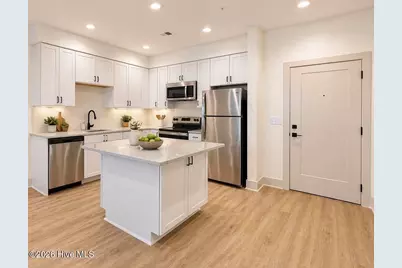 3803 Peachtree Avenue #301, Wilmington, NC 28403 - Photo 4