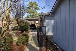 507 W 20th St, Lumberton, NC 28358 - Photo 30