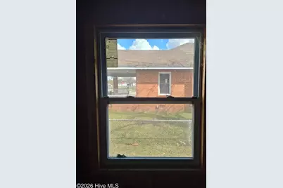 317 E Peyton Avenue, Kinston, NC 28501 - Photo 8
