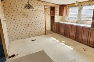 1200 Wynn Ln, Williamston, NC 27892 - Photo 8