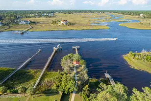 332 NE 40th St, Oak Island, NC 28465 - Photo 96