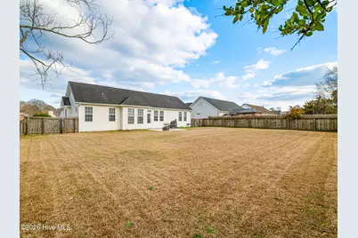 302 Whirlaway Boulevard, Sneads Ferry, NC 28460 - Photo 22