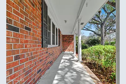 101 NE 40th Street, Oak Island, NC 28465 - Photo 10