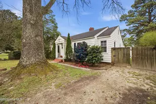 1121 W Williams Cir, Elizabeth City, NC 27909 - Photo 4