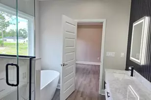 204 Windsor Farm Rd, Kinston, NC 28504 - Photo 16