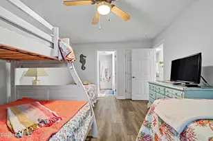 105 SE 58th St, Oak Island, NC 28465 - Photo 10