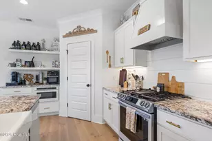 102 Hardwick Ln, Newport, NC 28570 - Photo 12