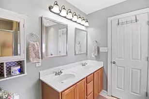 306 Brunswick Dr, Jacksonville, NC 28546 - Photo 32