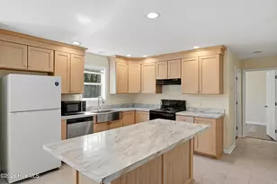 858 Wildwood Cir, Hampstead, NC 28443 - Photo 10