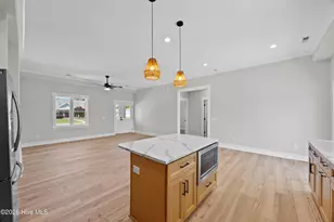 623 Winding Creek Rd, Rocky Point, NC 28457 - Photo 12