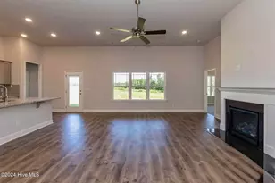 162 Seashore St, Grimesland, NC 27837 - Photo 12