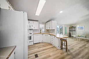 9105 W 9th St, Surf City, NC 28445 - Photo 28