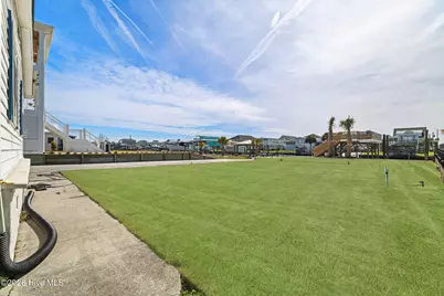 9105 W 9th Street, Surf City, NC 28445 - Photo 10