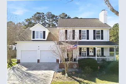207 Portland Place, Hubert, NC 28539 - Photo 1