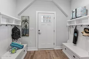 8124 Lakeview Dr, Wilmington, NC 28412 - Photo 36