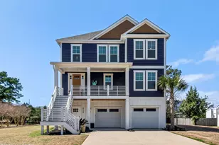 8124 Lakeview Dr, Wilmington, NC 28412 - Photo 1
