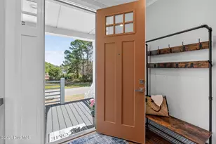 8124 Lakeview Dr, Wilmington, NC 28412 - Photo 8