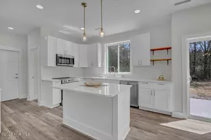 296 Charlestown Rd, Boiling Spring Lakes, NC 28461 - Photo 10