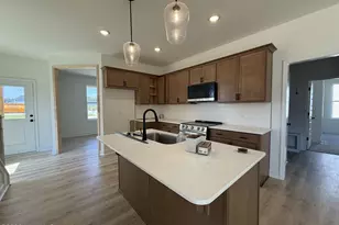 137 Cardovia Wy, Wendell, NC 27591 - Photo 2