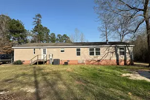 8521 Johns Mill Rd, Maxton, NC 28364 - Photo 20