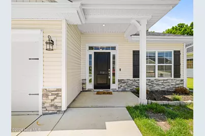 713 Greenwich Place, Richlands, NC 28574 - Photo 4