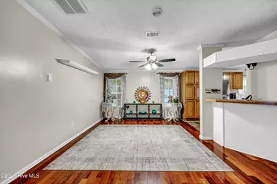 2109 E Lake Shore Drive, Wilmington, NC 28401 - Photo 6