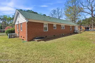 136 Springdale Dr, Rockingham, NC 28379 - Photo 6