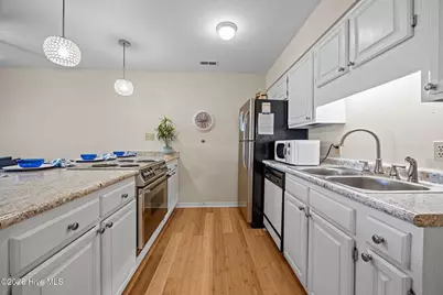 9100 Reed Drive #1108, Emerald Isle, NC 28594 - Photo 12