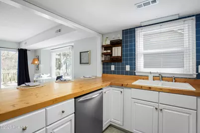 2029 Eastwood Road #Apt 127, Wilmington, NC 28403 - Photo 10