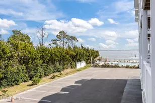 704 E Moore St, Southport, NC 28461 - Photo 14