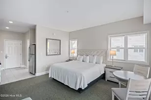 704 E Moore St, Southport, NC 28461 - Photo 6