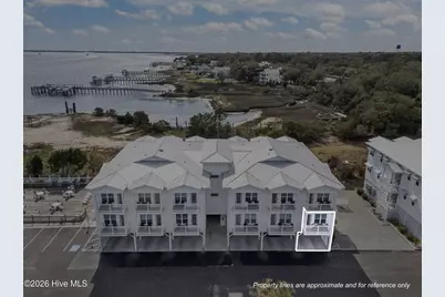 704 E Moore Street #112, Southport, NC 28461 - Photo 4