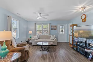 558 Mission Rd, Southport, NC 28461 - Photo 10