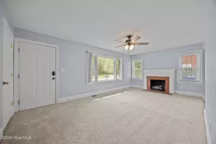 2609 Crockett Dr, Greenville, NC 27858 - Photo 6