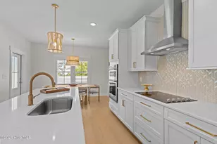 109 Live Oak Cmns, Beaufort, NC 28516 - Photo 10