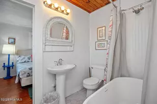 3016 W Beach Dr, Oak Island, NC 28465 - Photo 36