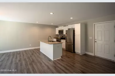 730 W Illinois Avenue, Southern Pines, NC 28387 - Photo 10