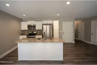 730 W Illinois Avenue, Southern Pines, NC 28387 - Photo 10
