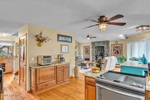 5505 Fredeen Ct, Emerald Isle, NC 28594 - Photo 18