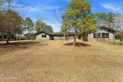 1000 Pine Street, Lake Waccamaw, NC 28450 - Photo 48
