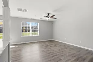 687 Botanical Ct, Bunnlevel, NC 28323 - Photo 8