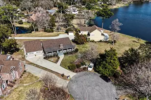 210 Twin Lakes Ct, Sunset Beach, NC 28468 - Photo 4