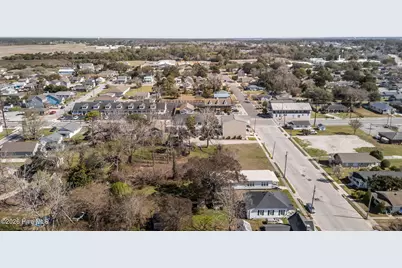 309 Pollock Street, Beaufort, NC 28516 - Photo 16
